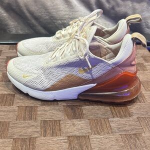 Nike Women's Air Max 270